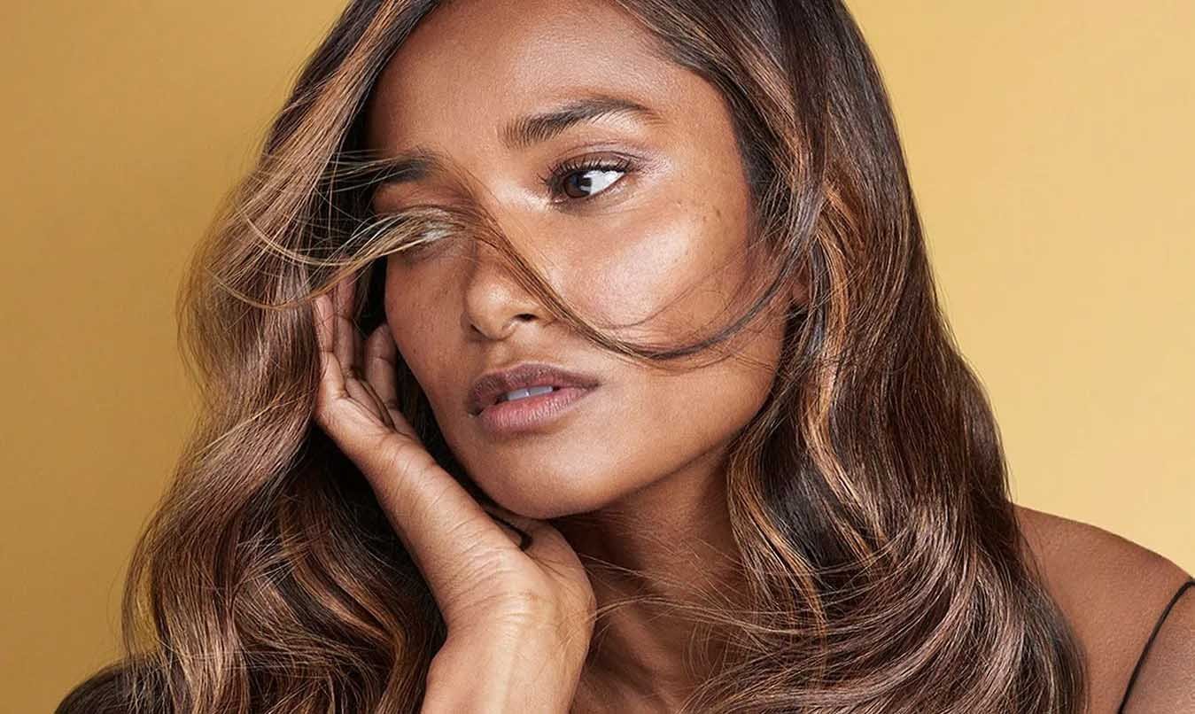 Qué te conviene más un tinte o un baño de color | L’Oréal Paris